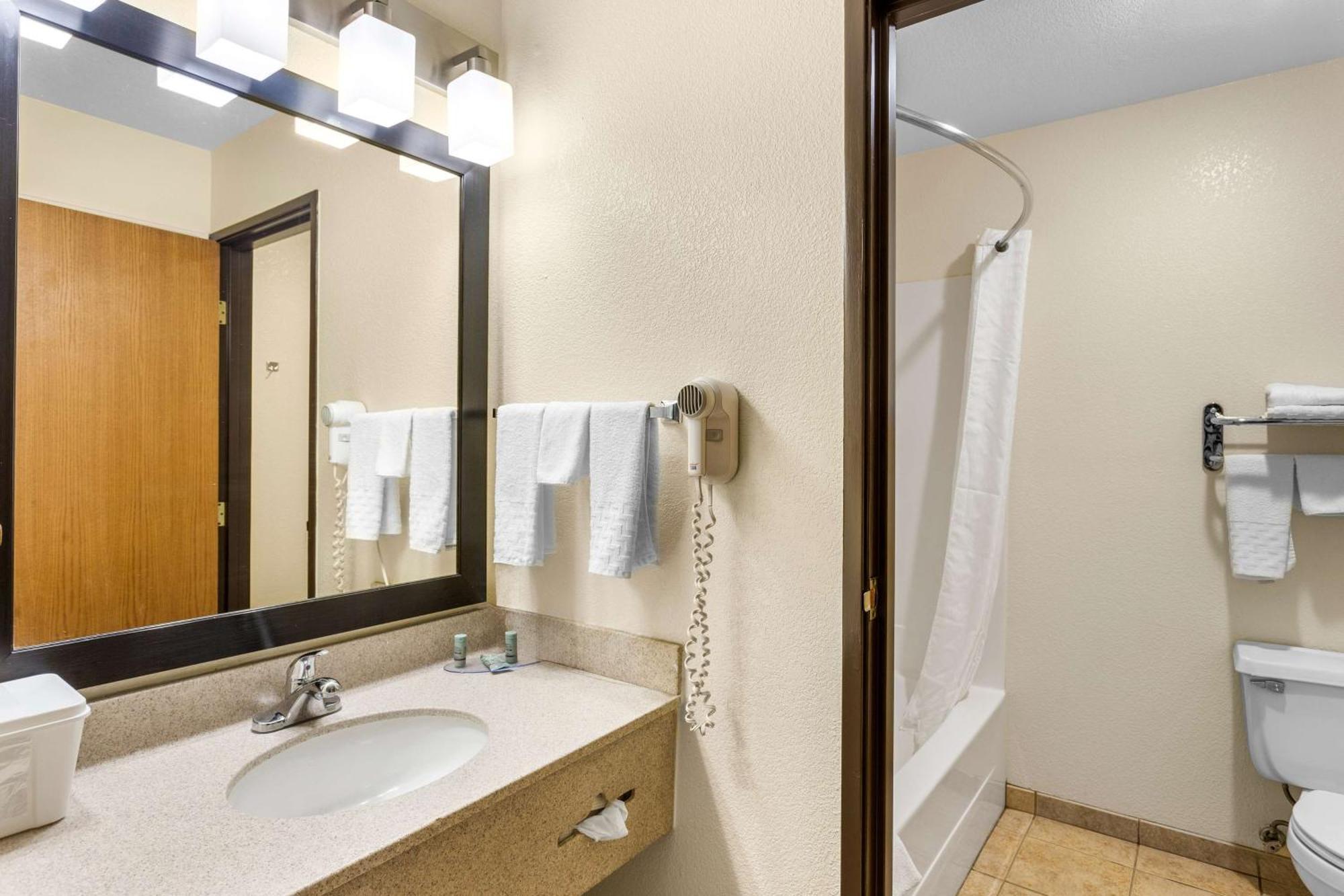 Best Western Oglesby Inn Bagian luar foto