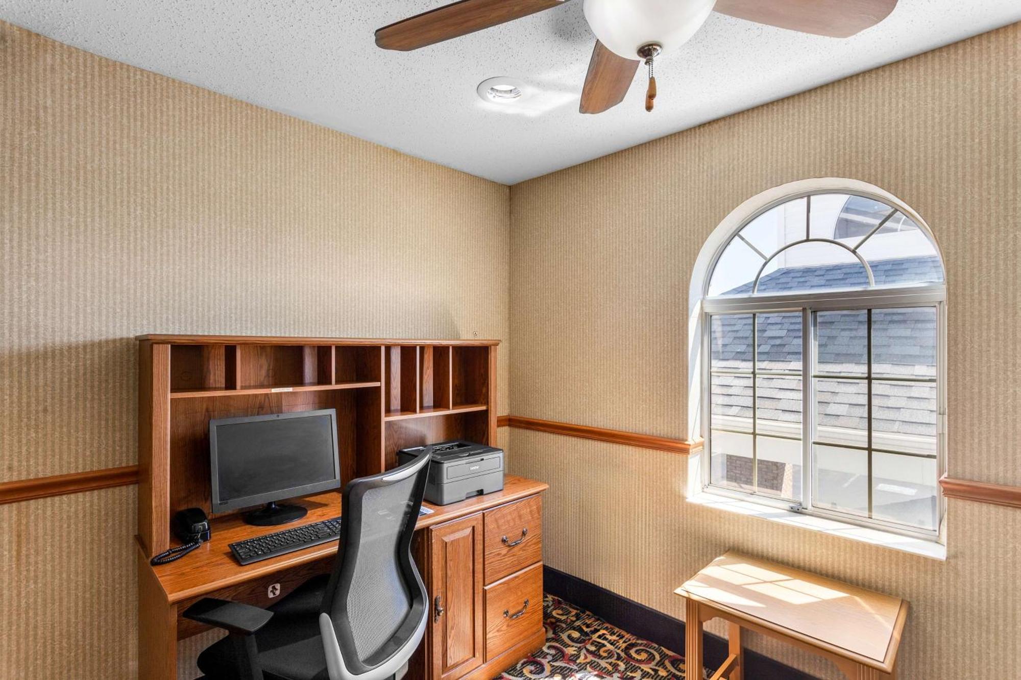 Best Western Oglesby Inn Bagian luar foto
